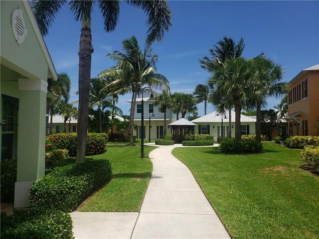 3 of 22 - 955 Nw 17 Avenue G, Delray Beach, FL