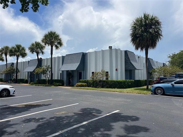 2 of 4 - 1001 Nw 62nd St 400c, Fort Lauderdale, FL