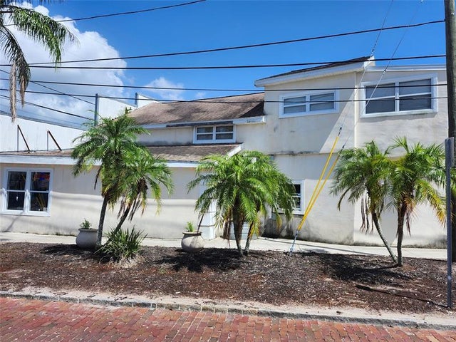 4 of 15 - 531-533 Athens Street, Tarpon Springs, FL