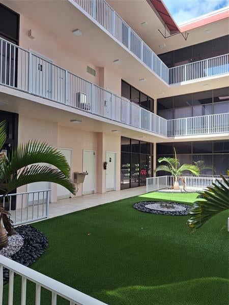 4 of 52 - 8358 W Oakland Park Blvd, Sunrise, FL