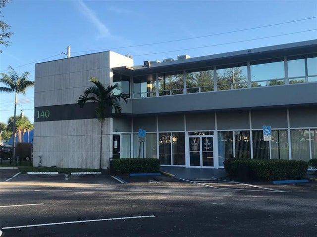 2 of 24 - 140 S Federal Hwy, Dania, FL