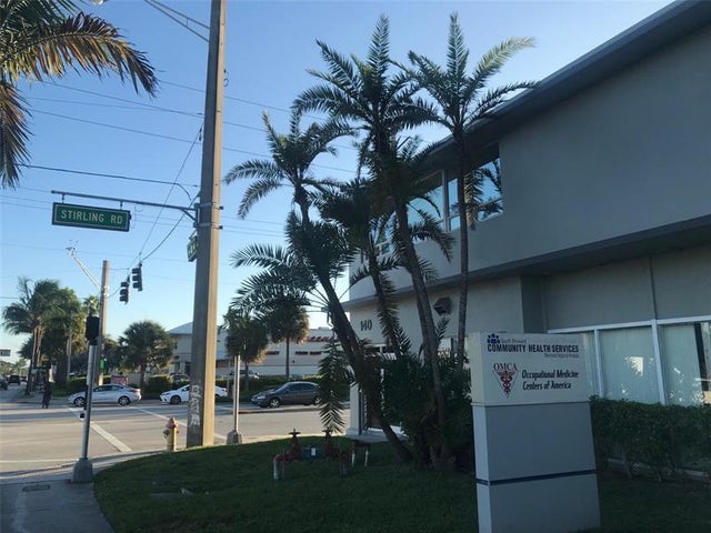 4 of 24 - 140 S Federal Hwy, Dania, FL