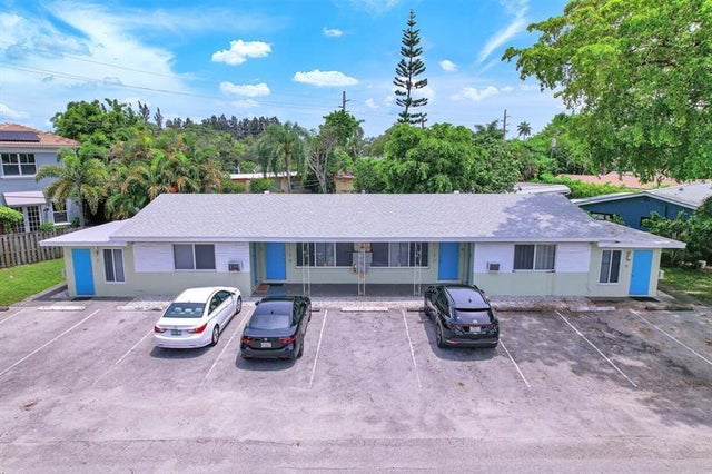 1 of 25 - 1100 Ne 18th Ct 1-8, Fort Lauderdale, FL
