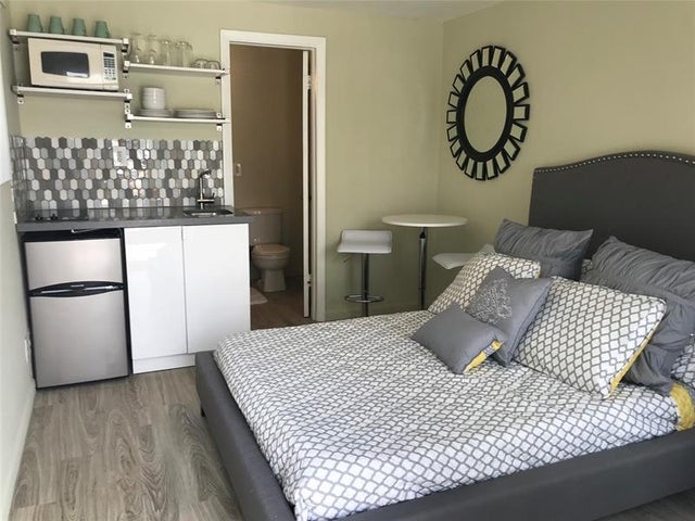 2 of 25 - 1100 Ne 18th Ct 1-8, Fort Lauderdale, FL