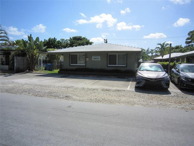 2 of 32 - 1129 Ne 16th Ave 1-5, Fort Lauderdale, FL