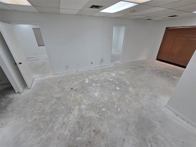 1 of 25 - 7800 W Oakland Park Blvd 101, Fort Lauderdale, FL