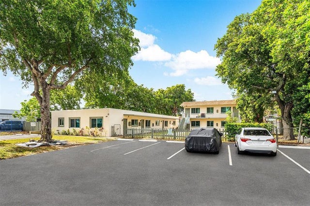 1 of 19 - 620 Sw 7th Street 1-7, Pompano Beach, FL
