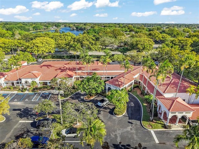 1 of 36 - 9633 W Broward Blvd, Plantation, FL