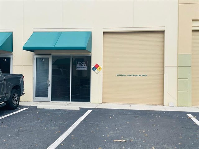 3 of 14 - 2950 Glades Cir, Weston, FL