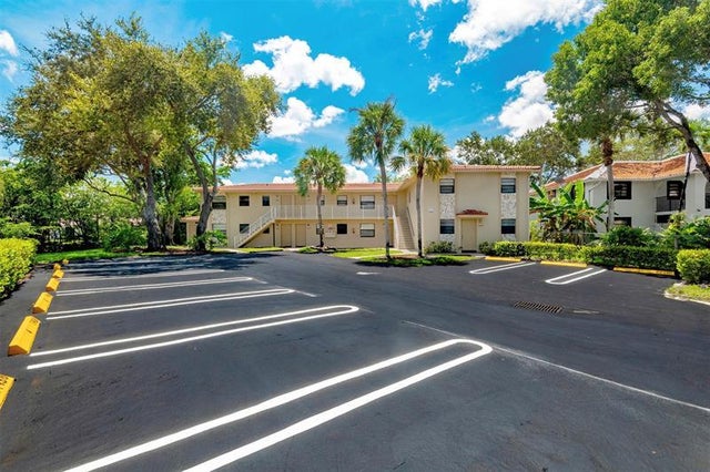 3 of 100 - 11430 Nw 45th St, Coral Springs, FL