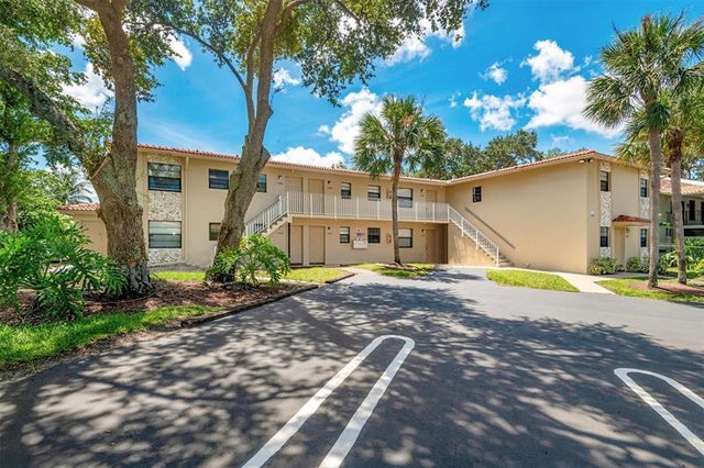 4 of 100 - 11430 Nw 45th St, Coral Springs, FL