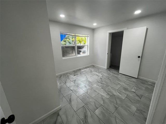 5 of 31 - 136 Ne 60 Street, Miami, FL