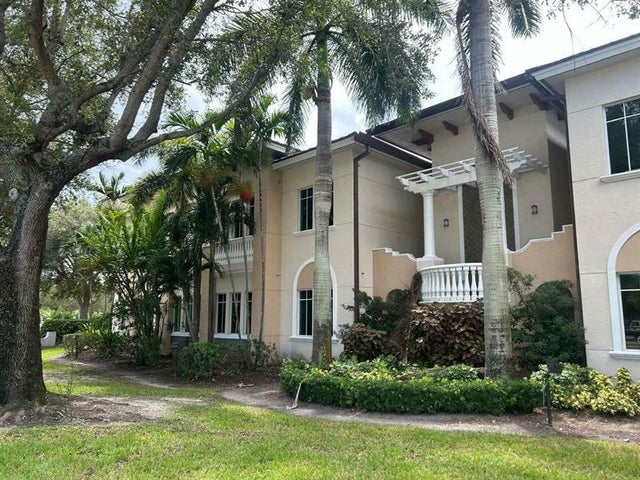 4 of 11 - 160 Congress Park Drive 111, Delray Beach, FL