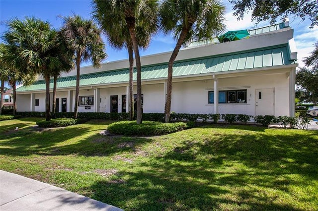 1 of 17 - 3850 Nw 2nd Ave 1, Boca Raton, FL