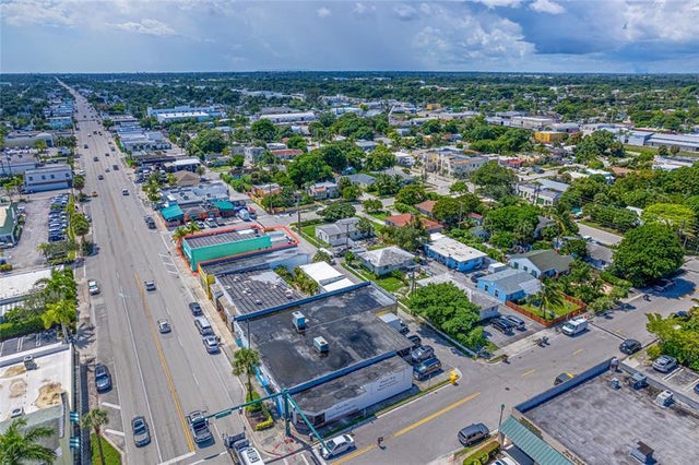 2 of 7 - 5023 S Dixie Hwy, West Palm Beach, FL