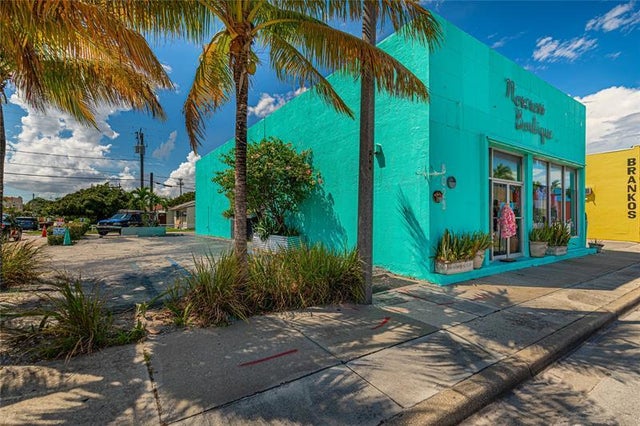 3 of 7 - 5023 S Dixie Hwy, West Palm Beach, FL