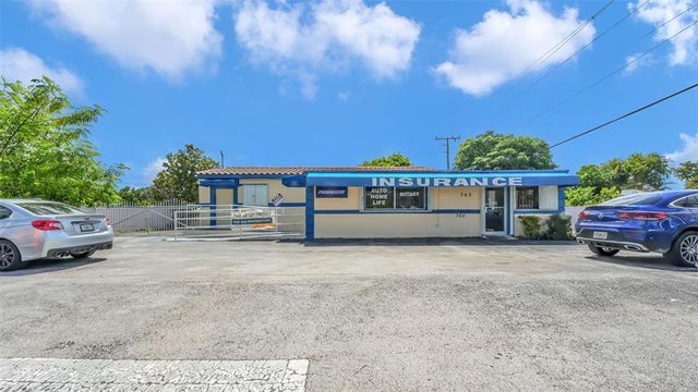 4 of 59 - 360 Nw 183rd St, Miami, FL