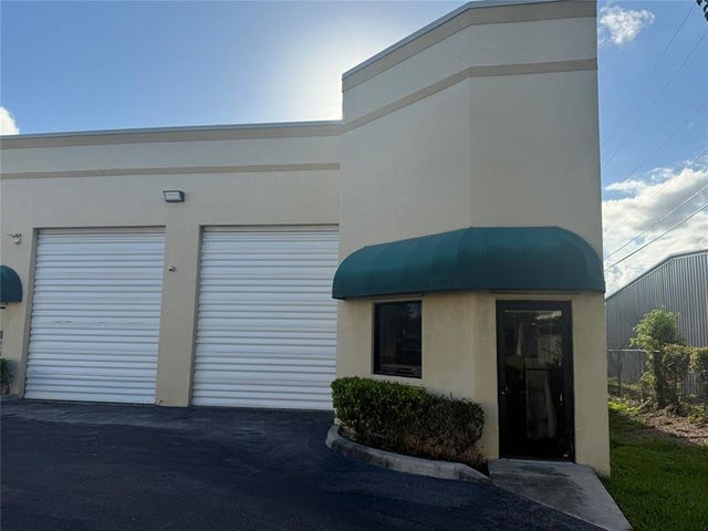1 of 6 - 1639 W Mcnab Rd, Pompano Beach, FL