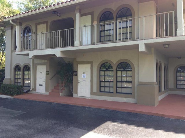 1 of 24 - 6971 N Federal Hwy, Boca Raton, FL