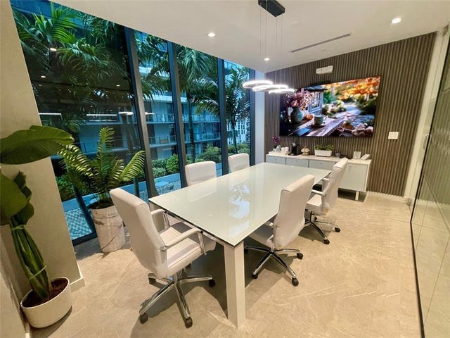 3 of 16 - 2980 Ne 207th St. 609, Aventura, FL