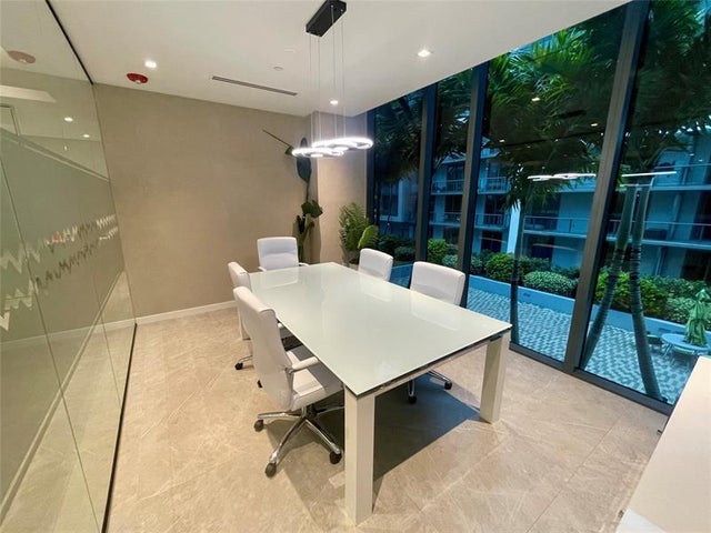 4 of 16 - 2980 Ne 207th St. 609, Aventura, FL