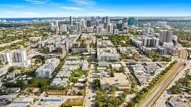 3 of 18 - 746 Ne 3rd Ave & Ne 8th St, Fort Lauderdale, FL