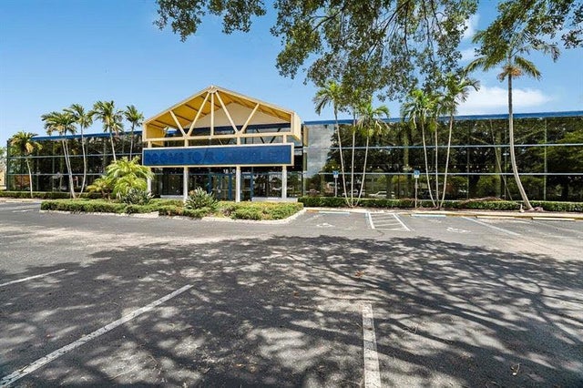 1 of 14 - 1605 W Oakland Park Blvd, Oakland Park, FL