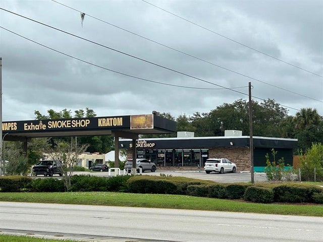 2 of 3 - 1705 S Parrott Ave, Okeechobee, FL