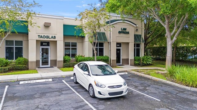 3 of 24 - 5497 Wiles Rd 205, Coconut Creek, FL