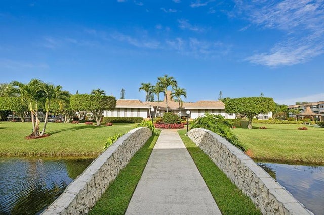 4 of 22 - 3501 Nw 47th Ave 505, Lauderdale Lakes, FL