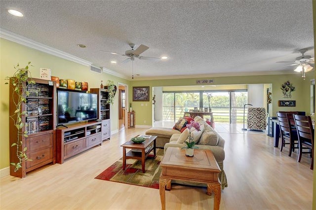1 of 77 - 6422 Aspen Glen Cir 206, Boynton Beach, FL
