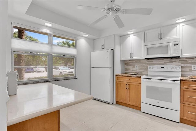 2 of 41 - 3303 Aruba Way M1, Coconut Creek, FL