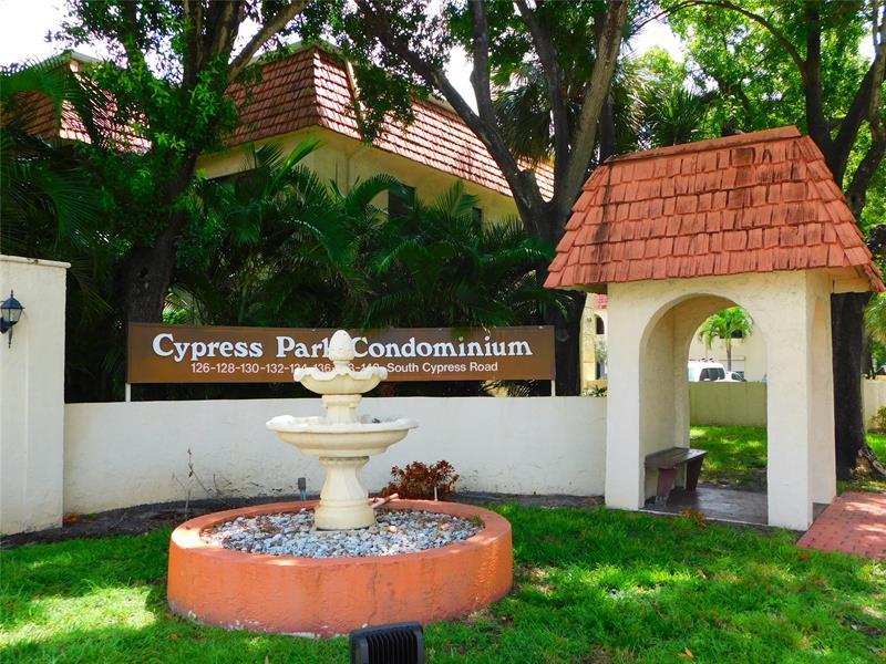128 S Cypress Rd 827, Pompano Beach
