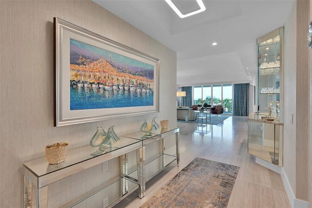 4 of 88 - 353 Sunset Dr 402, Fort Lauderdale, FL