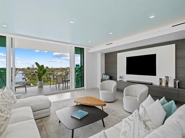 2 of 43 - 353 Sunset Drive Ph02, Fort Lauderdale, FL