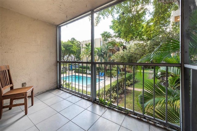 2 of 16 - 483 N Pine Island Rd 203c, Fort Lauderdale, FL