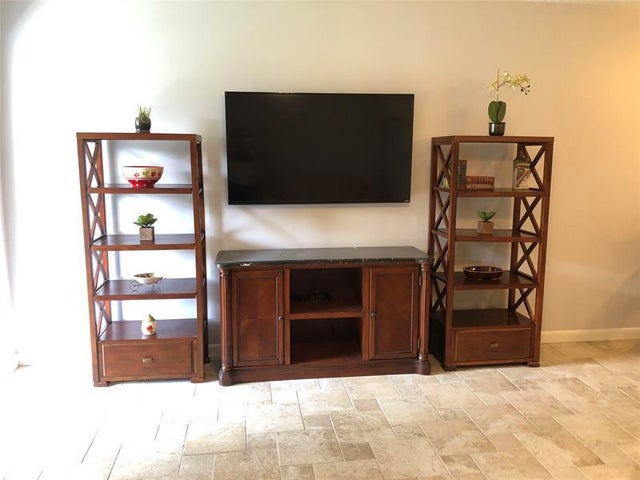 4 of 31 - 518 Durham R 518, Deerfield Beach, FL