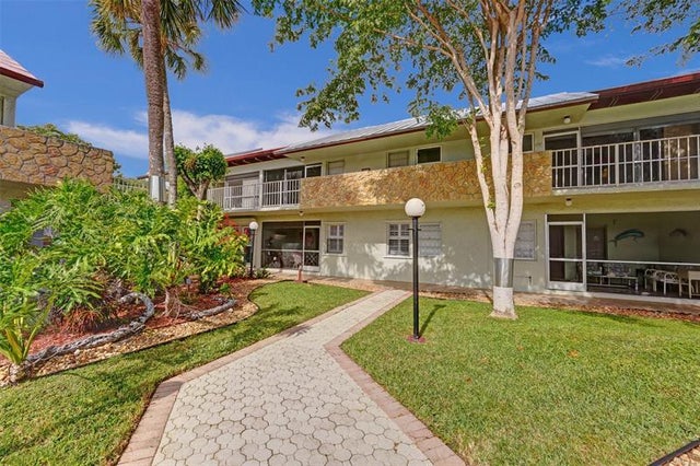 4 of 65 - 860 Se 6th Ave 402, Deerfield Beach, FL