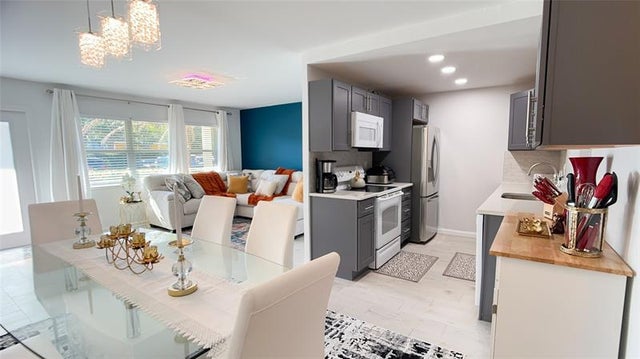 1 of 49 - 1069 Newport Q 1069, Deerfield Beach, FL