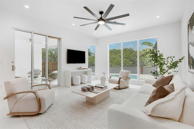 2 of 22 - 1133 Ne 18 Court 1133, Fort Lauderdale, FL