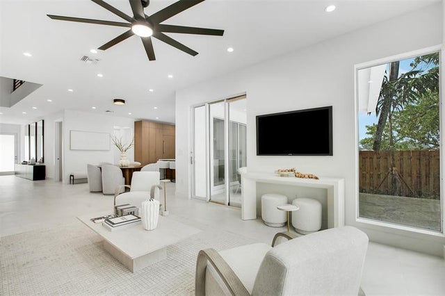 3 of 22 - 1133 Ne 18 Court 1133, Fort Lauderdale, FL