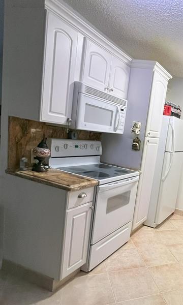 2 of 30 - 2057 Cambridge C 2057, Deerfield Beach, FL