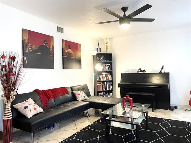 3 of 13 - 42 S Matador Ln #5-24, Davie, FL