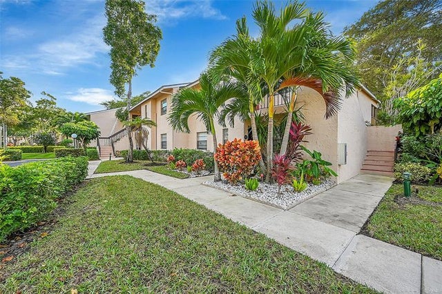 1 of 30 - 9272 Vista Del Lago 28f, Boca Raton, FL