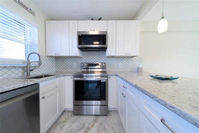 4 of 29 - 1511 Se 15th Ct 201, Deerfield Beach, FL