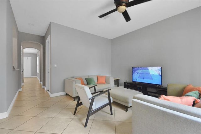 5 of 34 - 6927 Julia Gardens Dr, Coconut Creek, FL