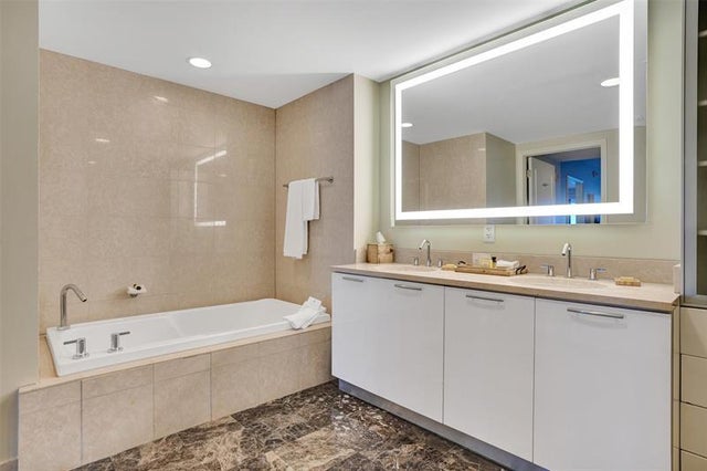 4 of 40 - 505 N Ft Lauderdale Bch Blvd 226, Fort Lauderdale, FL