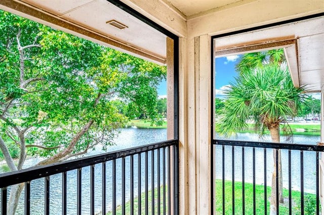 1 of 30 - 9933 N Belfort Cir 201, Fort Lauderdale, FL