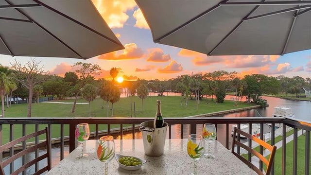 1 of 40 - 1350 River Reach Dr 417, Fort Lauderdale, FL