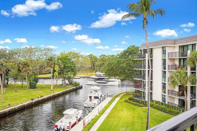 2 of 40 - 1350 River Reach Dr 417, Fort Lauderdale, FL
